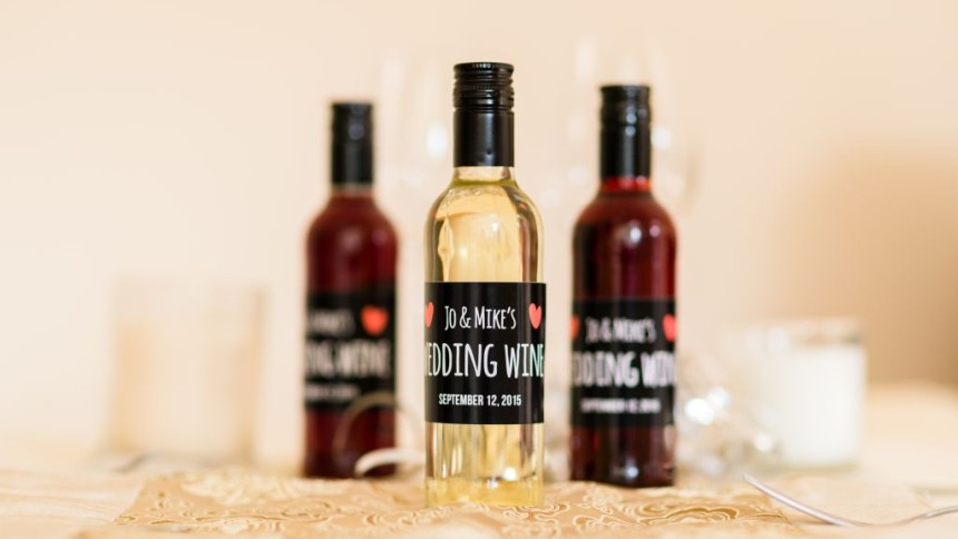 Avery Personalised bottle labels