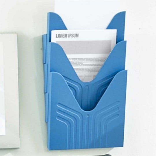 Avery Literature Holders