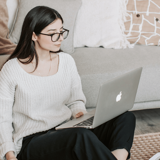wp-stock-image-woman-reading-laptop