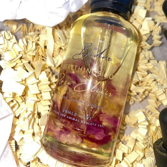 Our customer Bidar Skincare's clear labels on their oil bottles