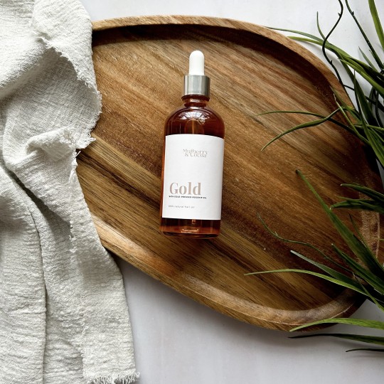mulberry and cocoa gold serum.