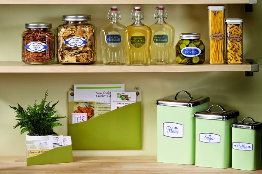 label up your kitchen with Avery
