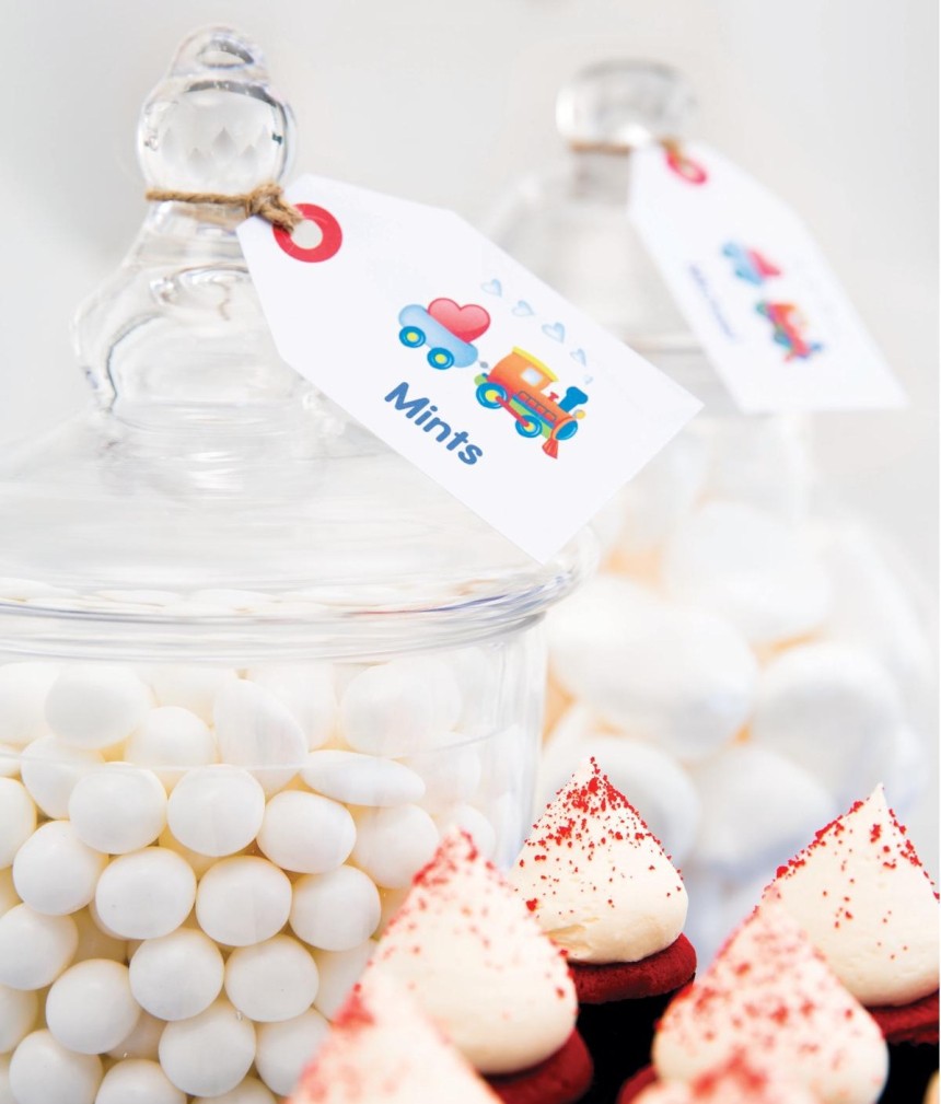 Gift tags party favours