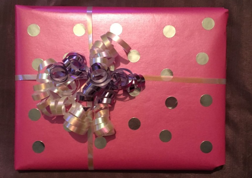 use small pack labels on your presents