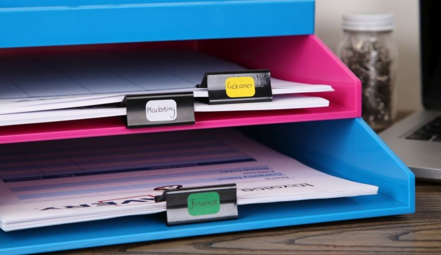 get your desk organised with Avery