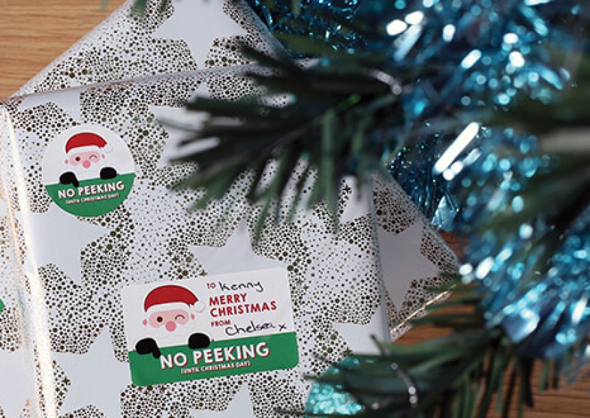 Avery ACNPS01 Christmas No Peeking Stickers