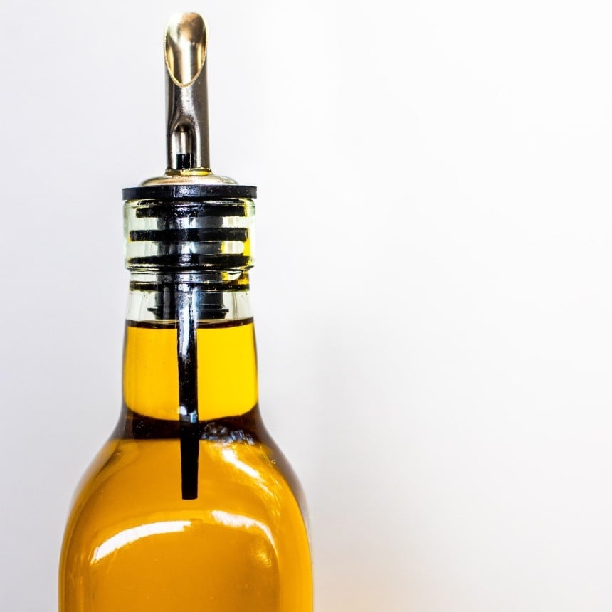 Olive oil bottle neck