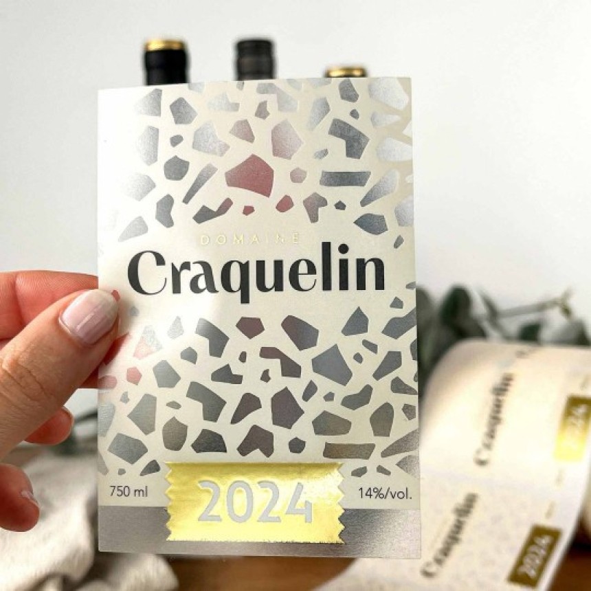 Digital gold foil on a product label