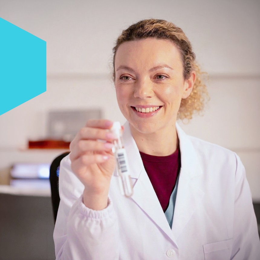 Labels for efficient laboratory labelling