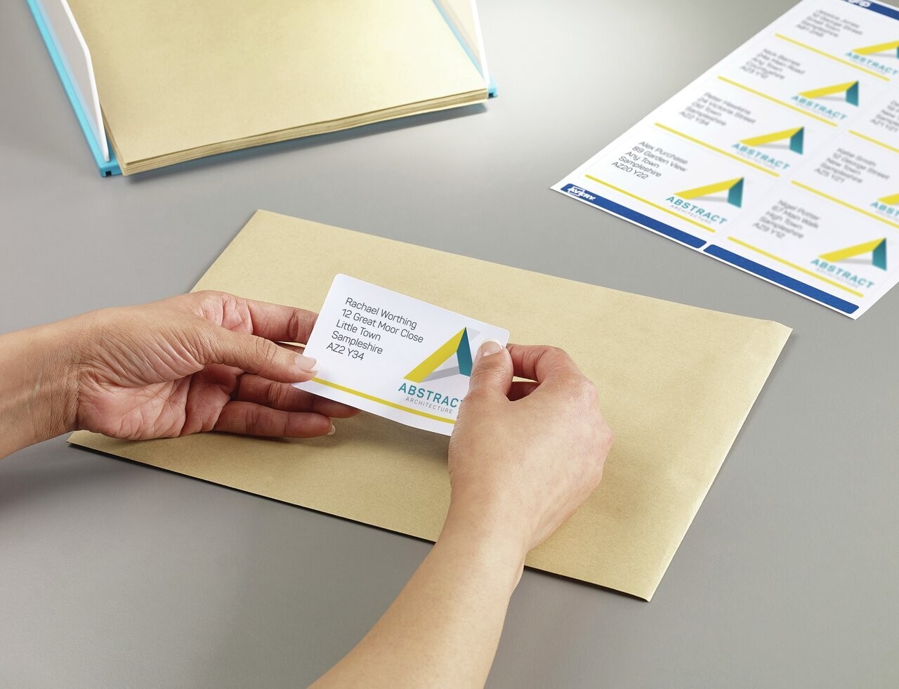 Parcel Labels | L7165-40 | Avery