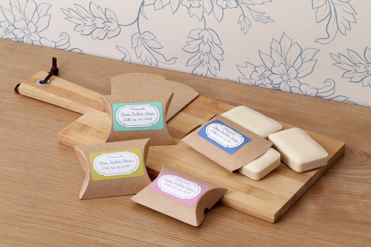 Homemade Labels AHJL01 Avery